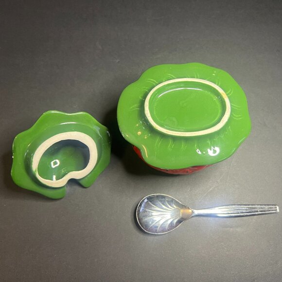 Vintage Red & Green Strawberry Ceramic Sugar Bowl Jar w/ Sheffield Spoon 4.5" - Picture 8 of 11
